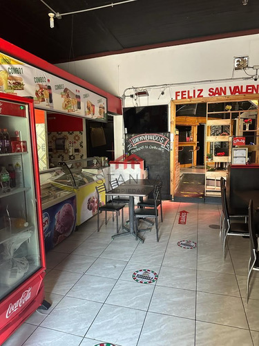 Pub Restaurant Pizzería En Arriendo 120 Uf, Venta Derecho D