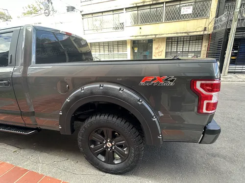 Ford F-150 3.3 Xlt