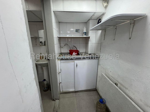 Local Comercial En Alquiler,colinas De Bello Monte Mls #25-18406 Sc