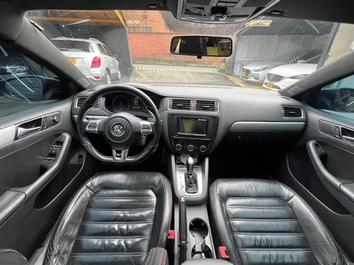 Volkswagen Jetta 2.0T Gli