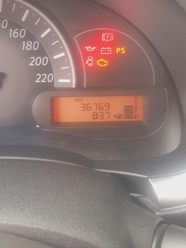 Imagem 1 de 6 de Nissan March 2013 1.6 S 5p