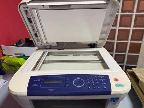 Impressora Multifuncional Xerox 3220