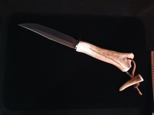 Imagen 3 de 7 de Cuchillo Gredos 130mm Asta Ciervo C/funda Marca Muela