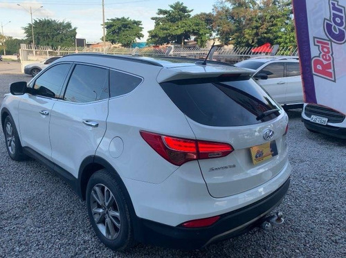 Imagem 4 de 9 de Hyundai Santa Fé 3.3 Mpfi 4x4 V6 270cv Gasolina 4p