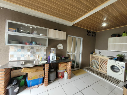 Casa Com Salão Comercial À Venda Em Ferraz De Vasconcelos