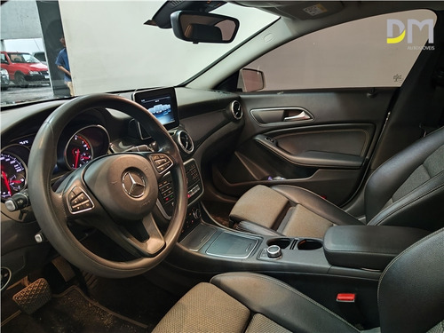 Mercedes-Benz CLA 180 1.6 CGI GASOLINA 7G-DCT