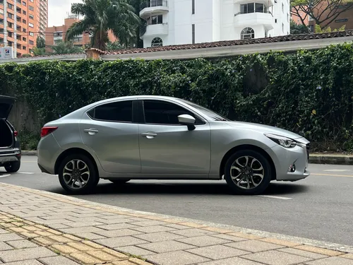 Mazda 2 Sedan 1.5 Grand Touring Lx At