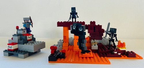 Lego Minecraft 21126 - 318 Pzs - Usado Impecable!!