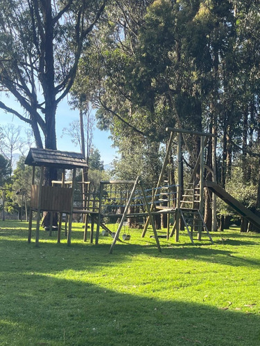 Rento Hermoso Departamento De Lujo. Urbanizacion Exclusiva Valle De Los Chillos