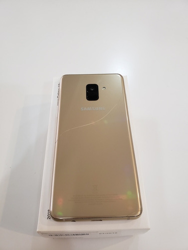 Celular Samsung A8+ Plus