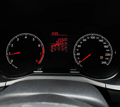 Volkswagen Voyage 1.6 MSI TOTALFLEX 4P MANUAL