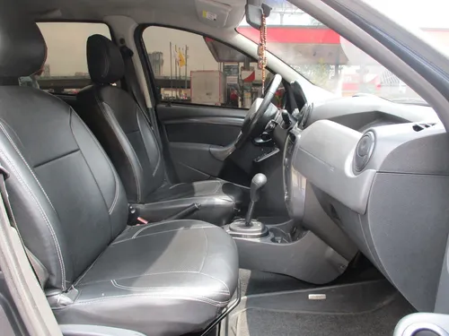 Renault Duster DYNAMIQUE 4X2 2000CC AT AA