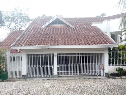 Casa En Venta Loma De Los Balsos En El Poblado