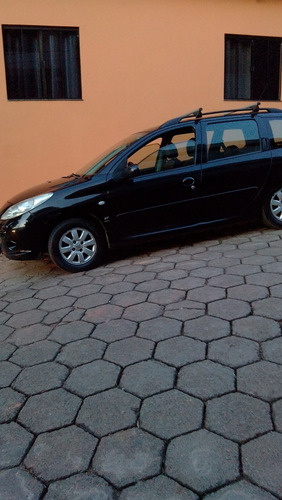 Peugeot 207 Sw 2009 1.4 Xr Flex 5p