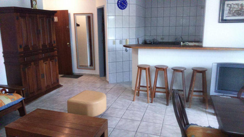 Imagem 6 de 12 de Apartamento A Venda Na Praia Das Toninhas, Ubatuba - Ap0015