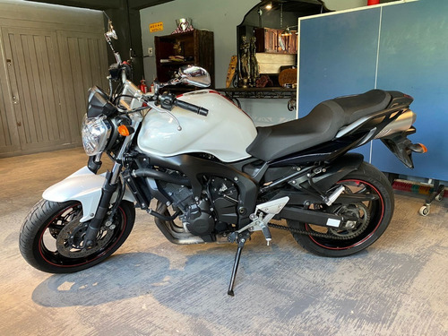 Imagen 2 de 16 de Yamaha Fazer 600 Cbr Benelli Tnt Honda Xj6 Er6n 800 Fz6