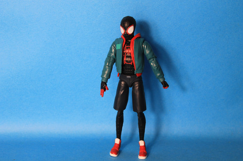 Miles Morales Marvel Legends Stilt Man Figura (Usado)