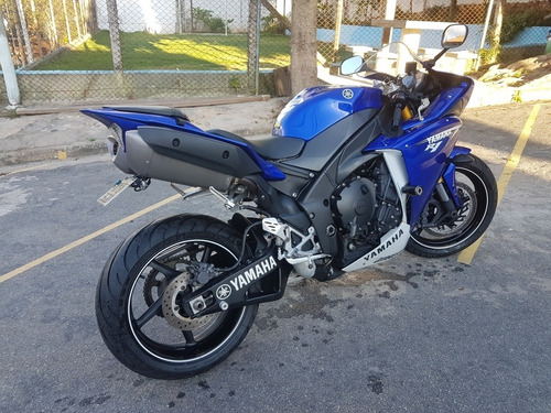 Imagem 4 de 15 de Yamaha R1 Yzf R1 2010 Linda