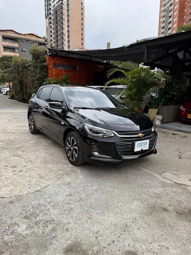 Chevrolet Onix 1.0T Premier Hatch At