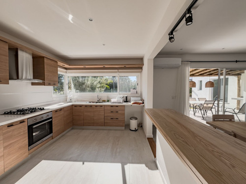 Casa En Venta A Estrenar En El Corazón De La Barra (ref: Bpv-10003)