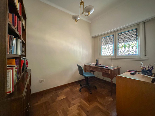 Casa En Venta En Banfield Oeste - Acepta Departamento En Parte De Pago!