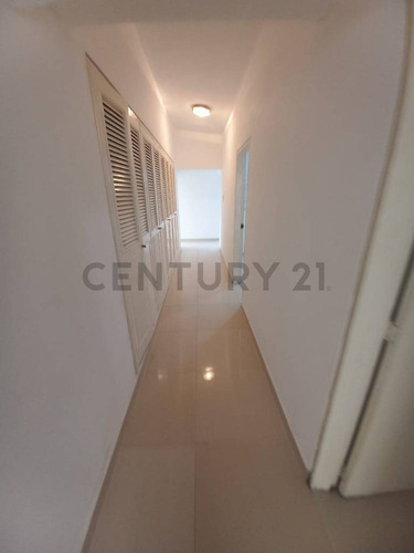 Apartamento En Venta Resid. Ana María El Picacho- San Antonio De Los Altos