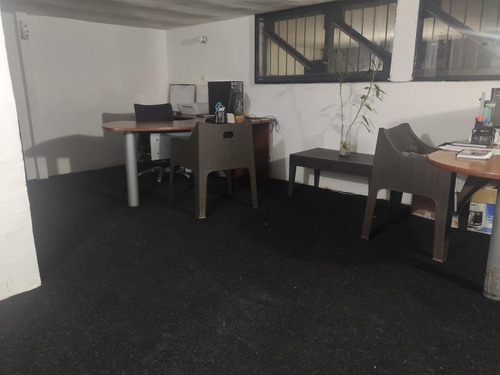 Imagen 12 de 13 de Marisol Castro Vende Fondo De Comercio En El C.c. Save | Flor Amarillo | Av. Las Industrias | Valencia | Carabobo | Sol-003 Marisol 04244923040