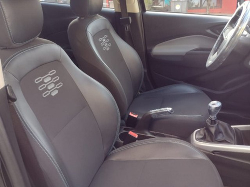 Chevrolet Onix Onix 1.0 MPFI LT 8V FLEX 4P MANUAL
