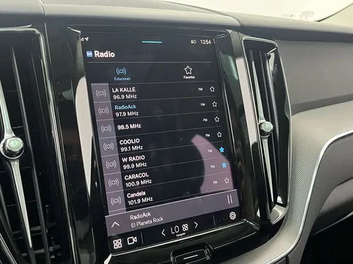 Volvo XC60 PLUS T8 4X4 PHEV