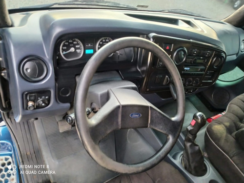 Imagem 12 de 25 de Ford Cargo 1723 - Ano 2013 - Baú Carga Seca Toco