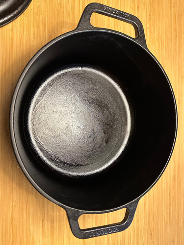 Cacerola Horno Holandés Victoria Fundición Curada 28cm Negro (Usado)