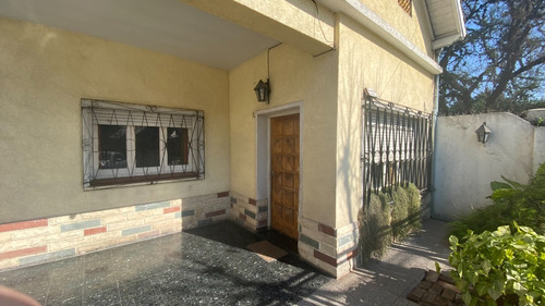 Casa En Venta En Moreno Centro