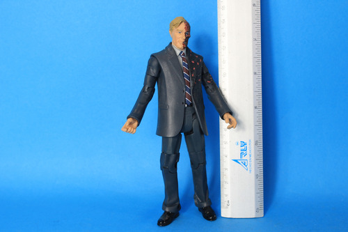 Harvey Dent Two Face Batman Movie Master (Usado)