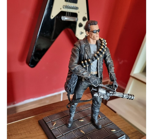 Boneco O Exterminador Do Futuro Terminator - Guns N Roses