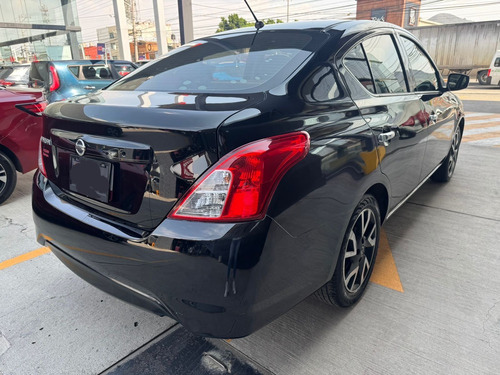 Nissan Versa Advance