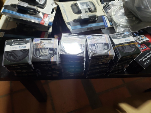 Imagen 6 de 10 de Lote De Camaras Digitales, Accesorios De Celulares Y Más