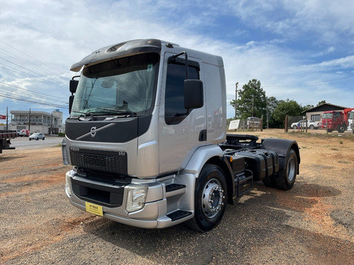 Volvo Vm 330 Toco 4x2t Cavalinho Caminhao Trator
