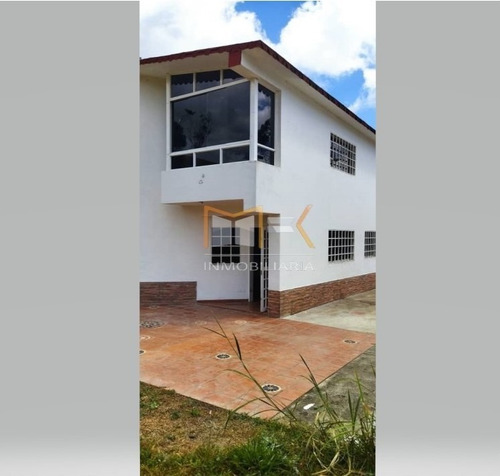 Imagen 20 de 22 de Mk Inmobiliaria Vende Casa A Estrenar Colinas De Carrizal. Sector Avp/04143995167mirtha De Freitas