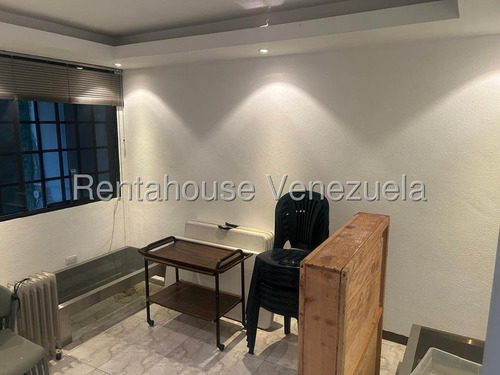 Amplio Apartamento En Alquiler En Alto Hatillo #25-13619 Josmary Sanjuan