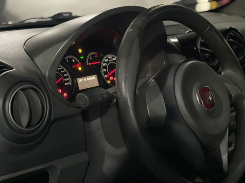 Imagem 2 de 15 de Fiat Palio Attractive 1.4 Evo Flex 8v