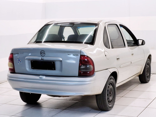 Chevrolet Corsa 1.0 MPFI MILENIUM II SEDAN 8V GASOLINA 4P MANUAL
