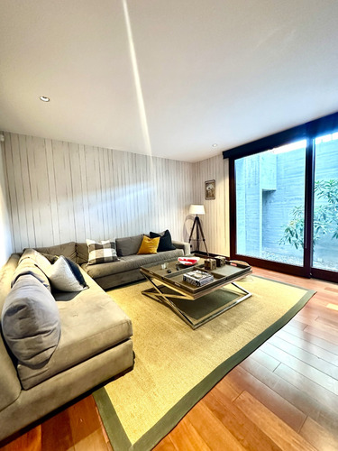 Valle Escondido Arq. G. Mardones: Lujo, Vistas Y Ambientes