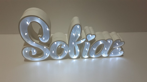 Imagen 2 de 10 de Nombres Iluminados 6 Letras 30 Cm Tu Nombre Polyfan Luces