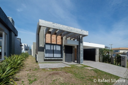 Imagem 2 de 30 de Casa À Venda Em Xangri-lá - Ca01189 - 68219623
