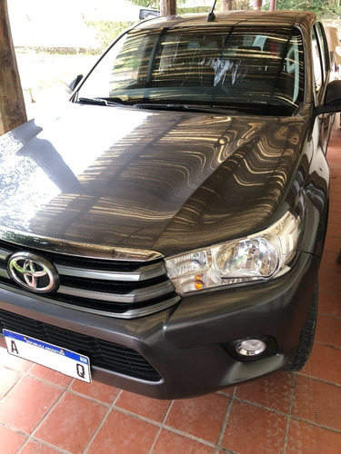 Imagen 1 de 15 de Toyota Hilux 2017 Sr C/d 4x2 2.4 Cc.