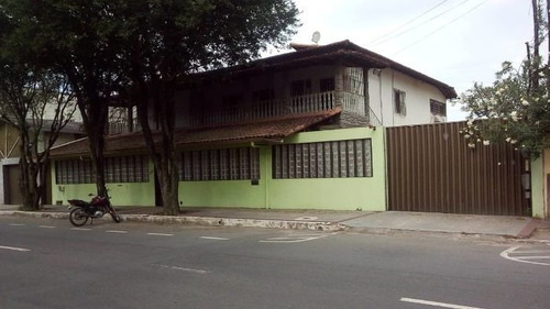 Casa À Venda Na Rua Cabo Aylson Simões, Centro De Vila Velha, Vila Velha - Es - Liv-7876
