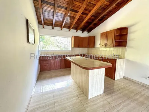 Casas En Venta Mls #25-19468