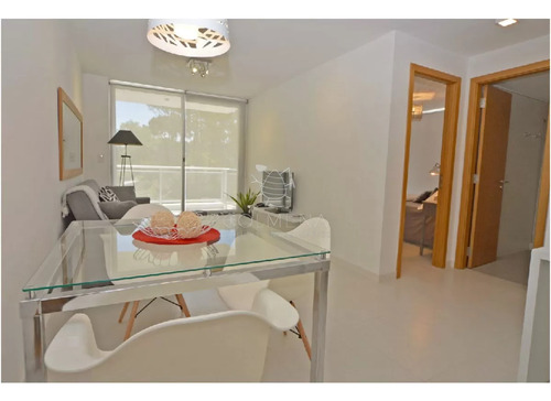 Moderno, 1 Dorm Definido, Wifi, Edificio Con Servicios.