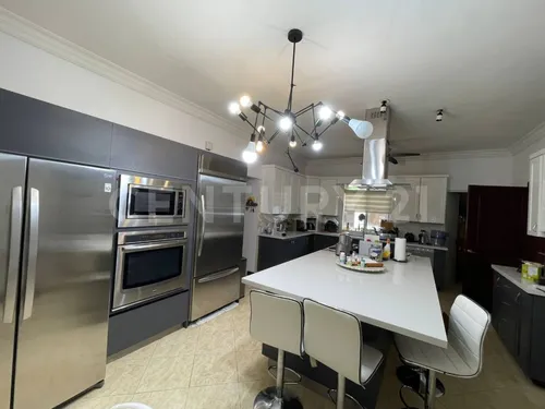 Casa En Venta En Col. Valle Alto, Mty
