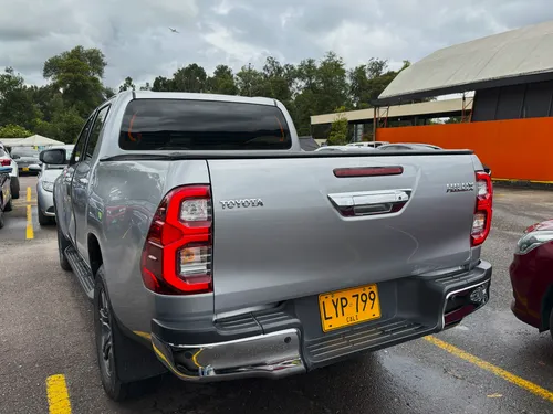 Toyota Hilux 2.4 Diésel 4X4